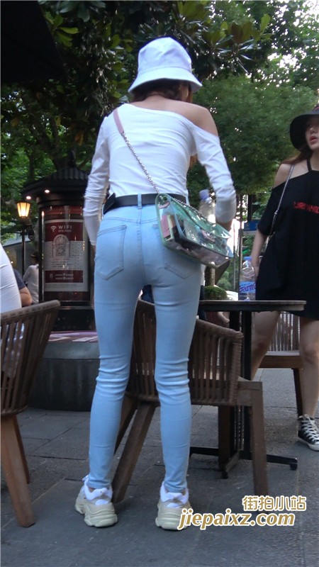 (1).jpg