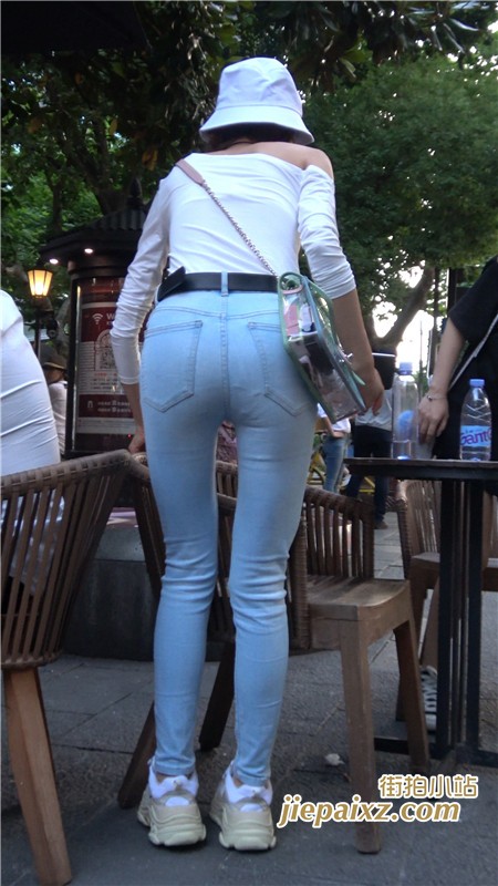 (2).jpg