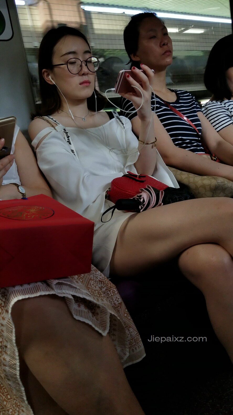 06.JPG
