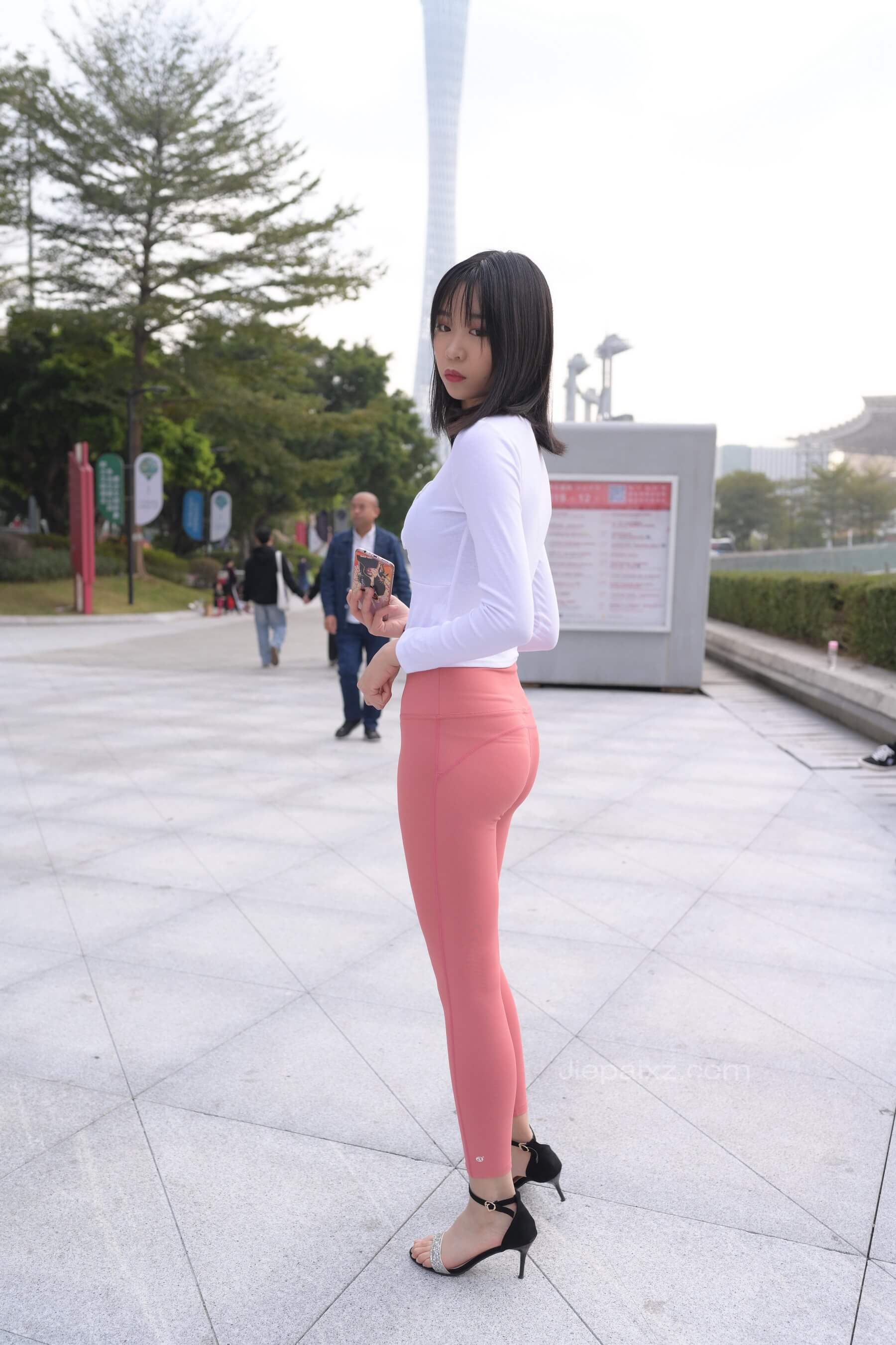 02.JPG