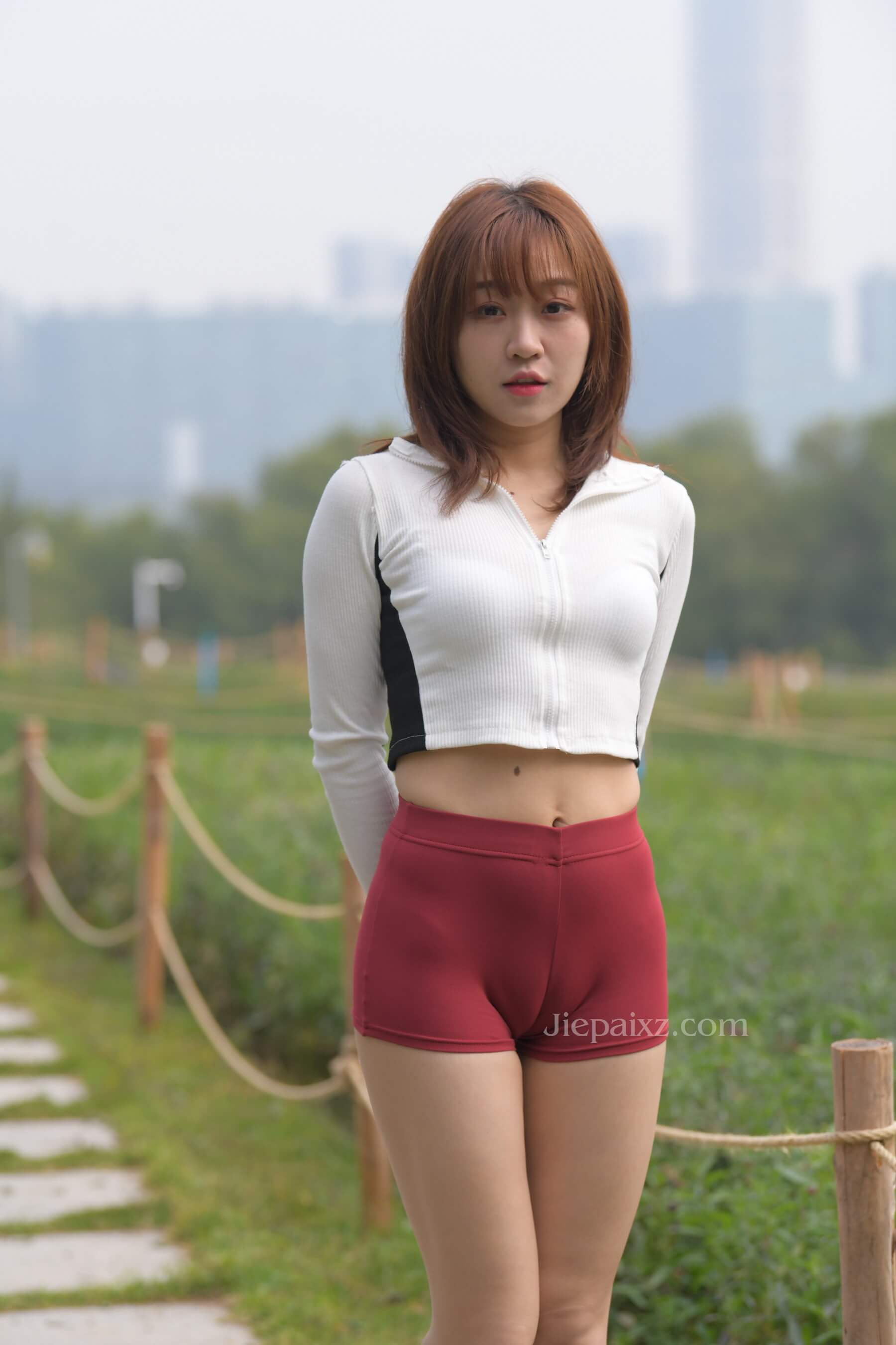 02.JPG