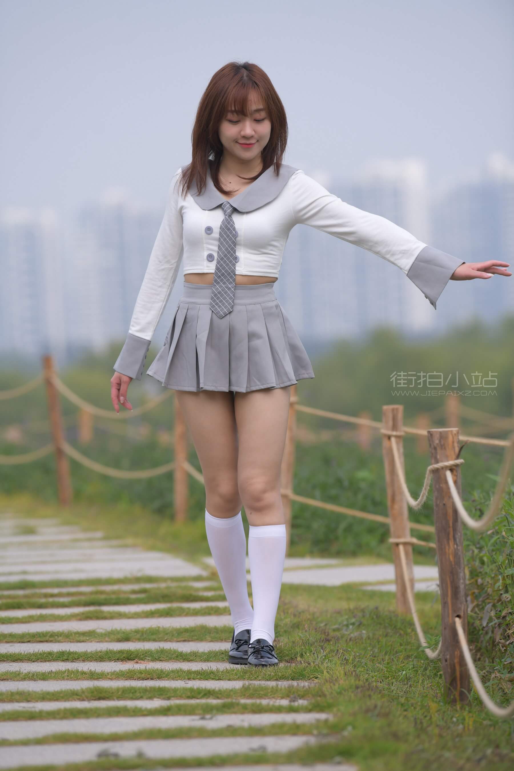 01.JPG