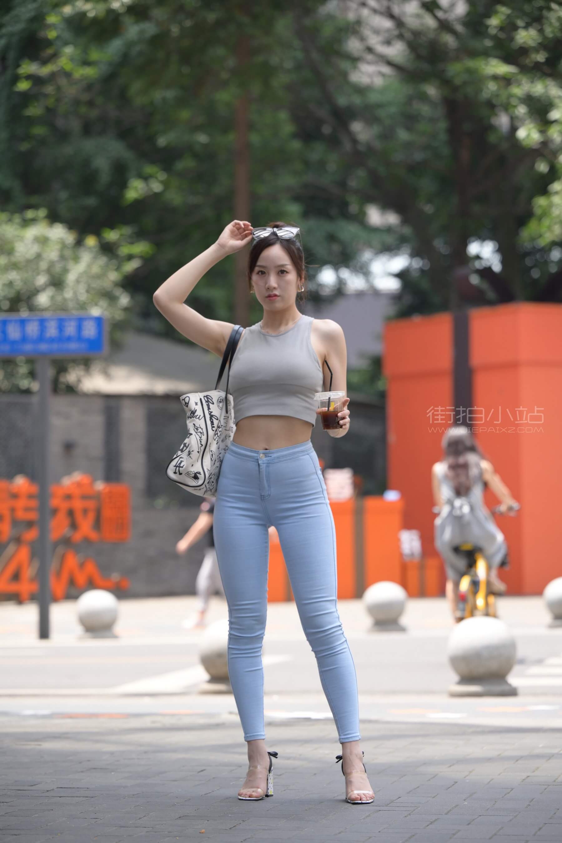 01.JPG