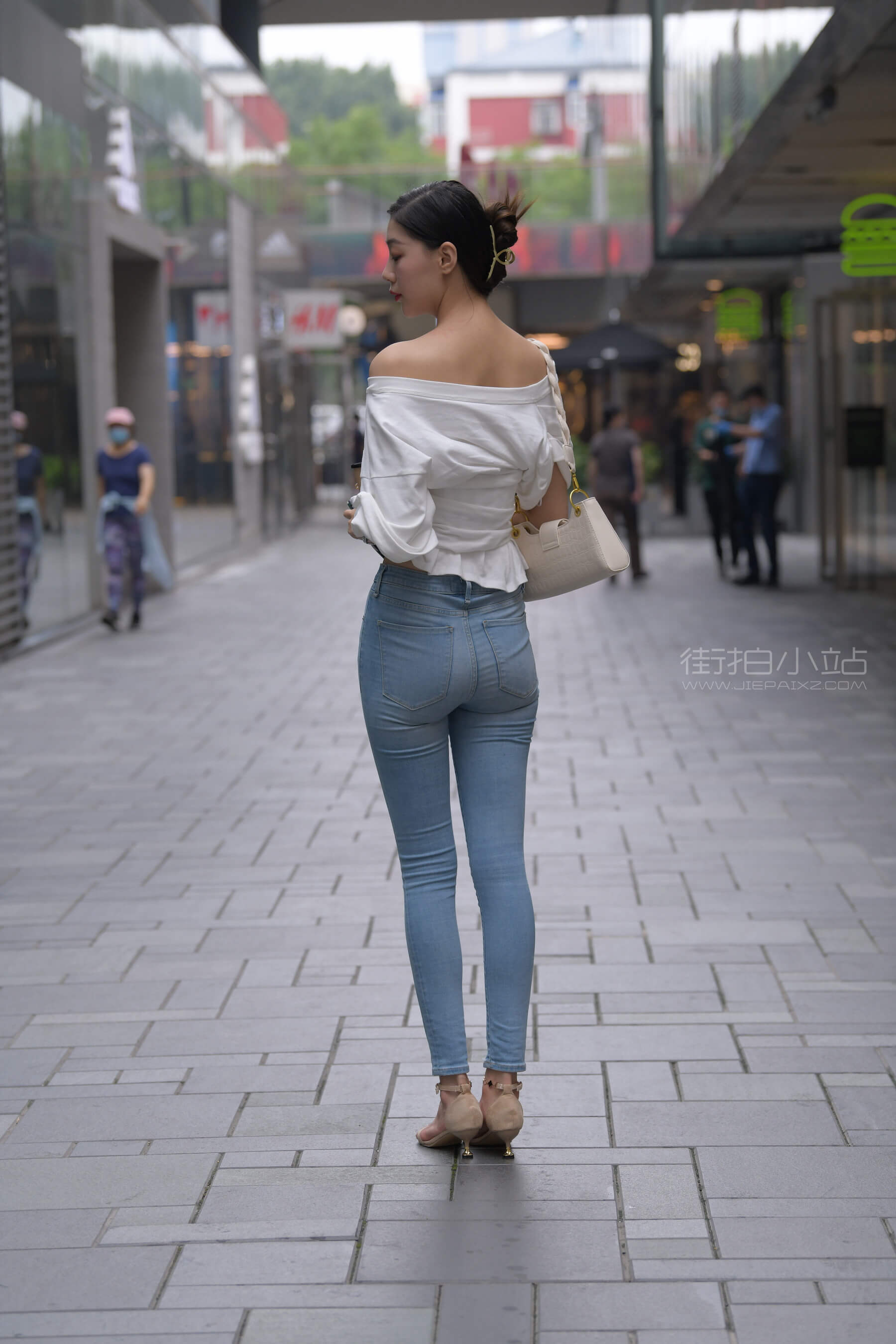 08.JPG