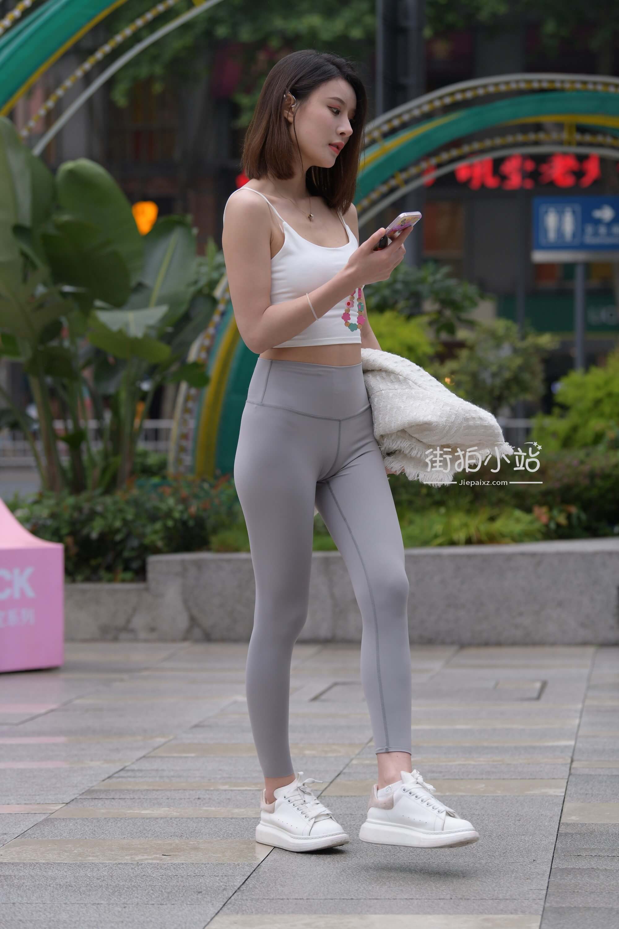 06.JPG