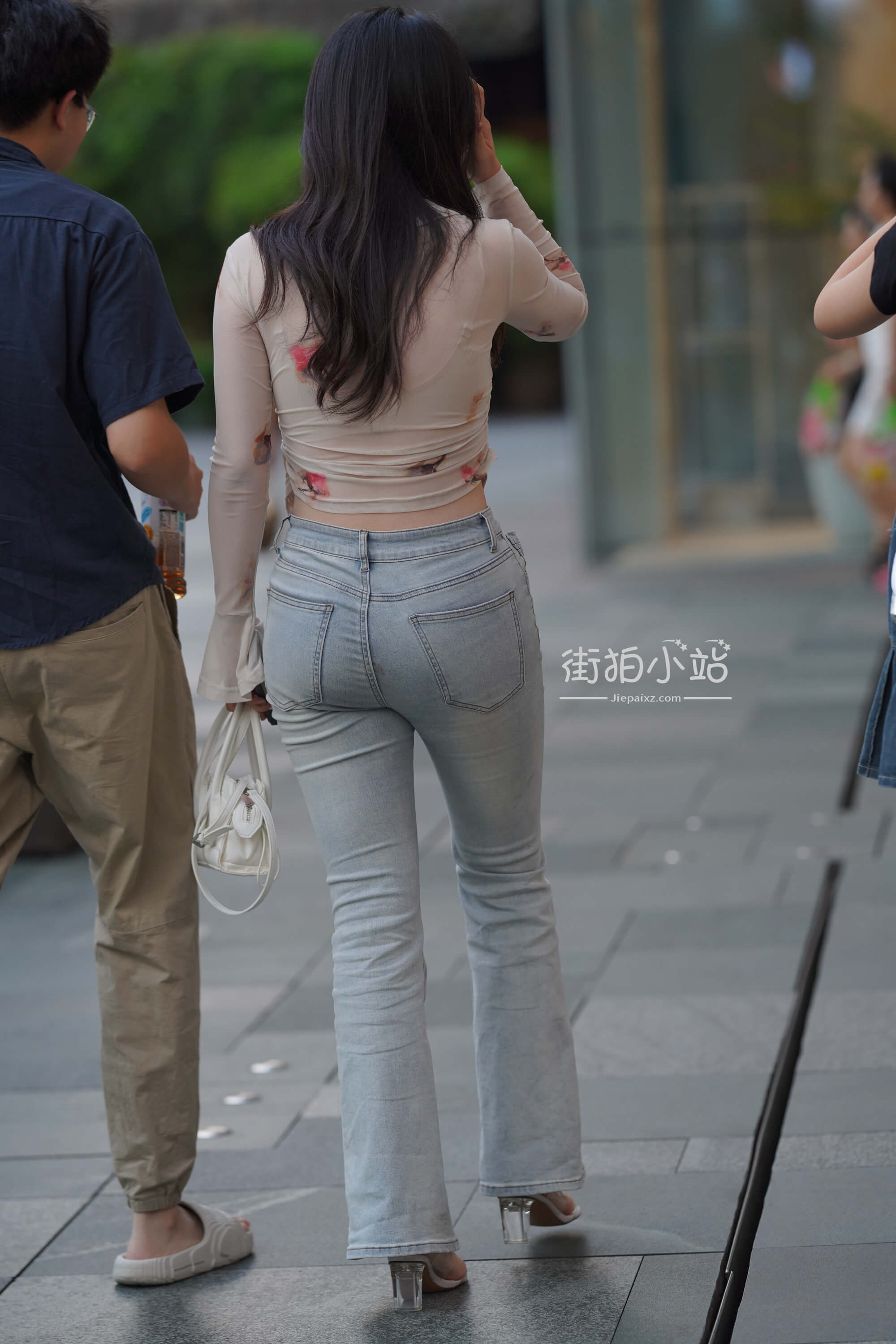 2.JPG