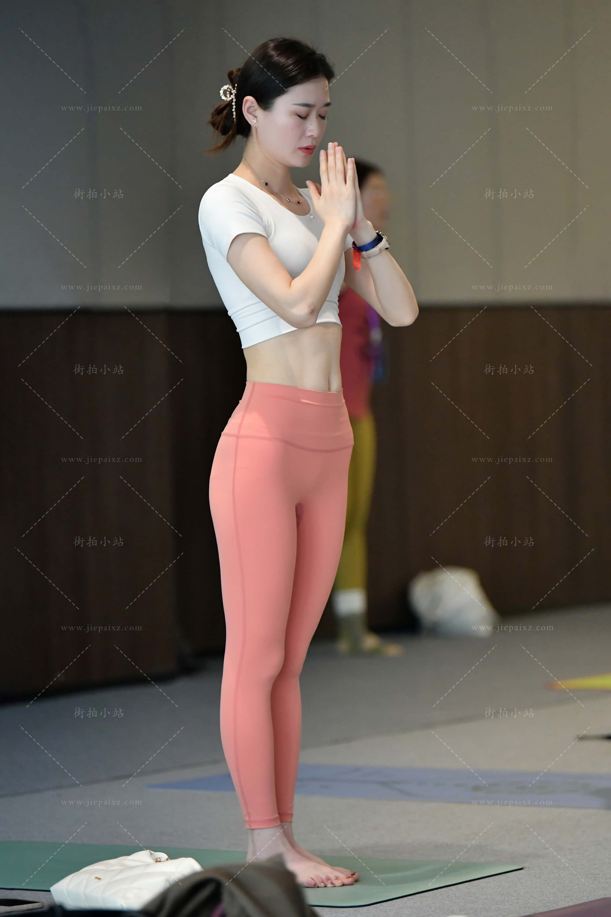 01.jpg