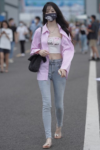 秀气的小姐姐