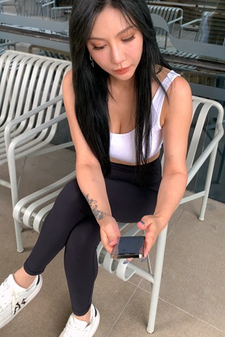 [一始专区] 黑色瑜伽裤美女