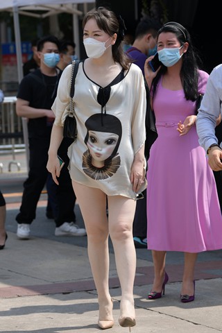 美腿高跟丰腴韵味朲槭